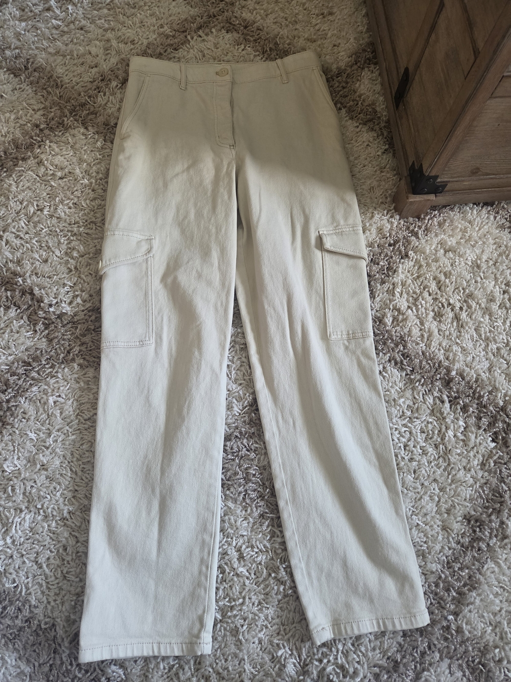 Cargo Pants in Light Beige